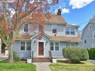 415 Valley View Rd, Englewood, NJ 07631