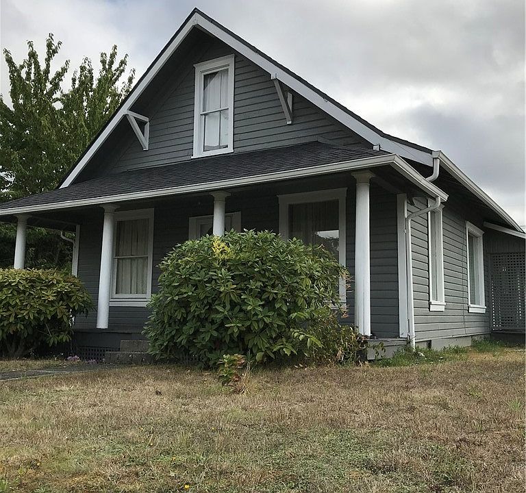 1st image of 5671 Yakima Ave