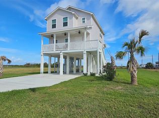 18103 Shaman Dr, Galveston, TX 77554