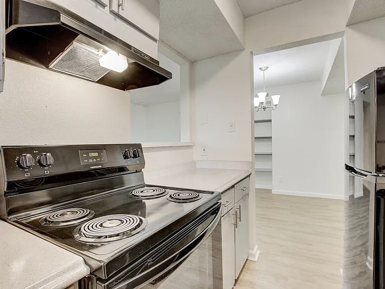 Highpoint North — Photo 15