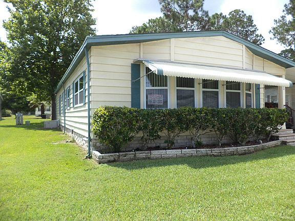 FRONT LEFT LARGE LOT