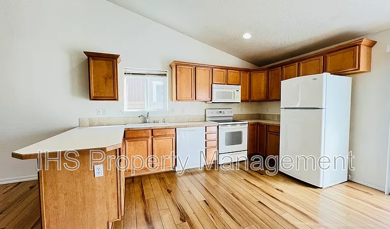 5718 Westport Ln — Photo 4