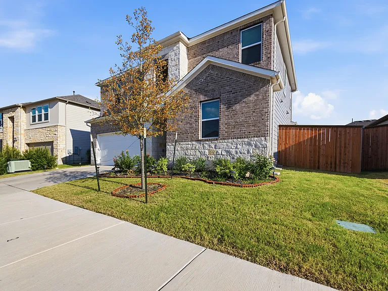 408 Doodle Ln — Photo 2