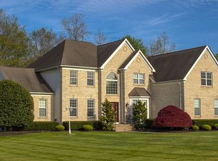 1 Monterey Ct, Jackson, NJ 08527