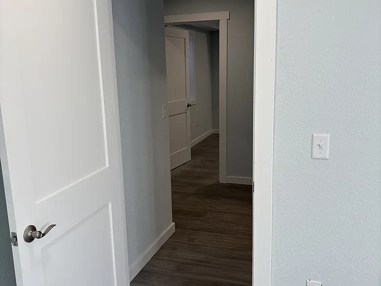 421 E Glendale St #1 — Photo 15