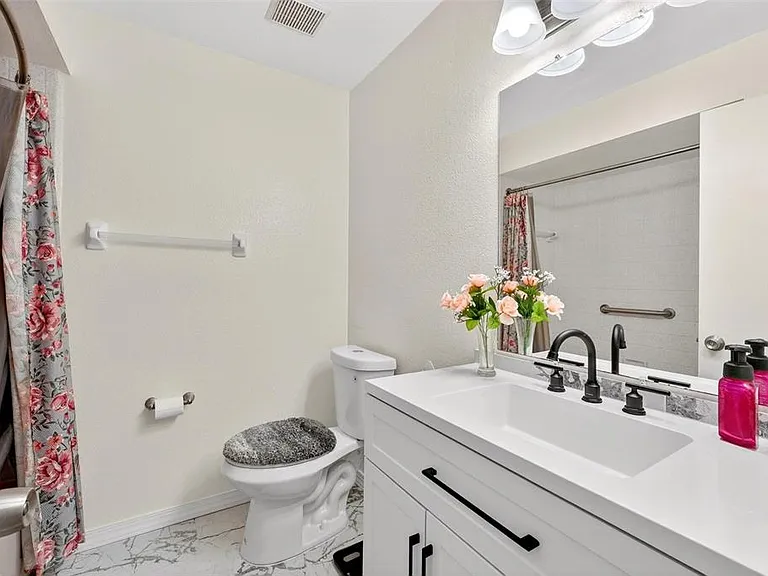 5107 Deer Creek Dr — Photo 10