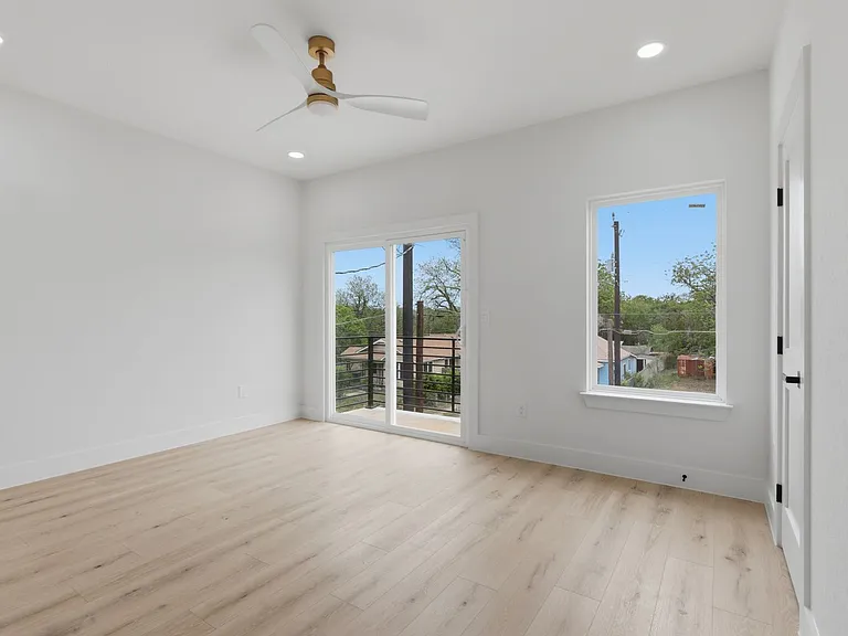 2109 Virginia Blvd #2111 — Photo 17