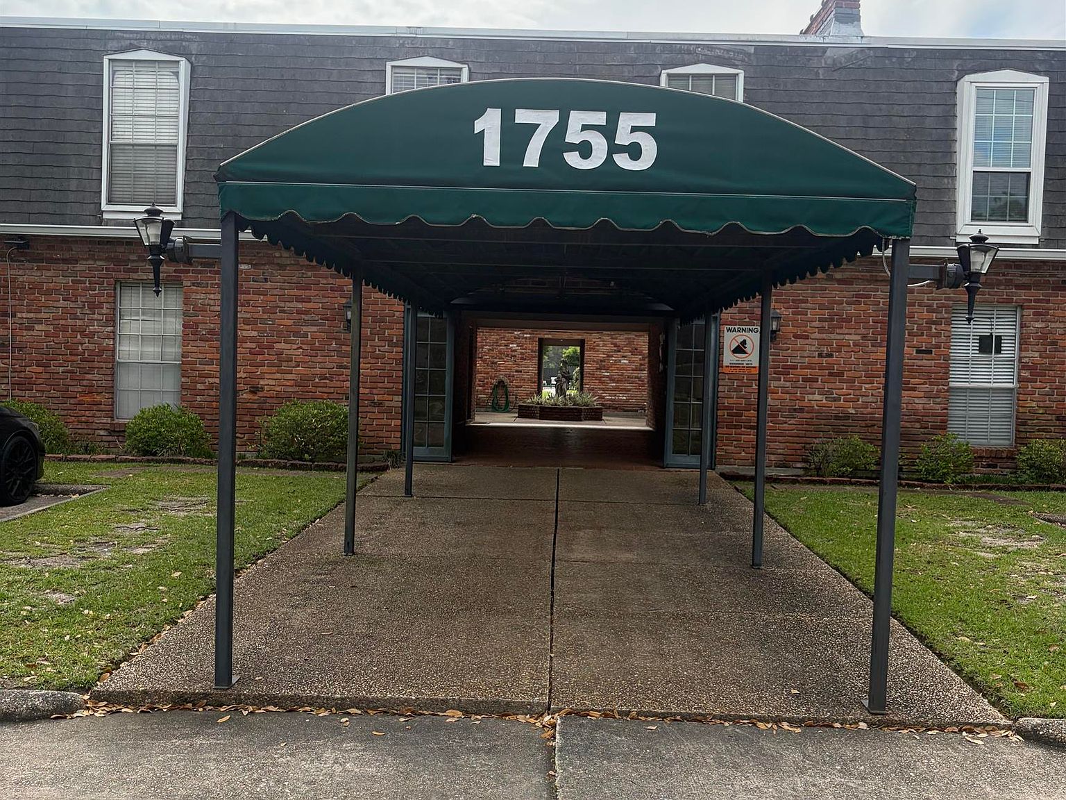 1755 College Dr APT 219