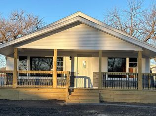721 N 5th St, Salina, KS 67401