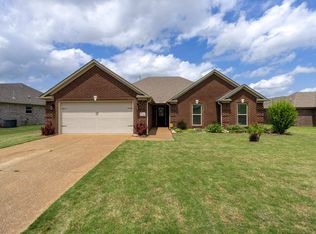 104 Hillside Lndg, Jackson, TN 38305