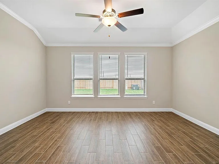 2403 Madera Landing Ln — Photo 22