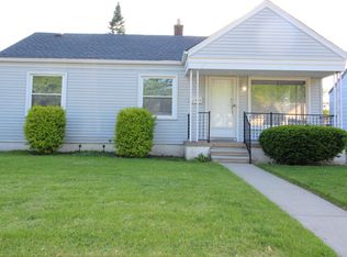 12490 Pearl St, Southgate, MI 48195