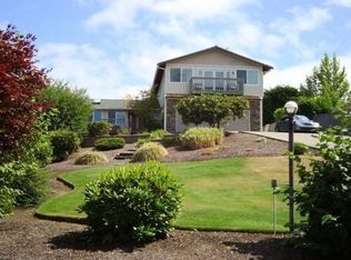 2003 Grandview Dr W, Tacoma, WA 98466