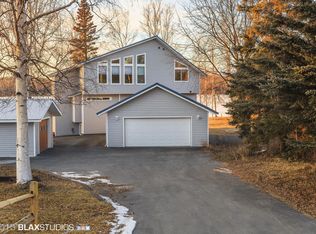 313 W Lake View Ave, Wasilla, AK 99654