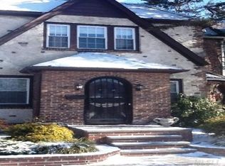 2901 167th St, Flushing, NY 11358