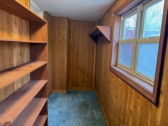 3rd image of 134 E Washington St #134
