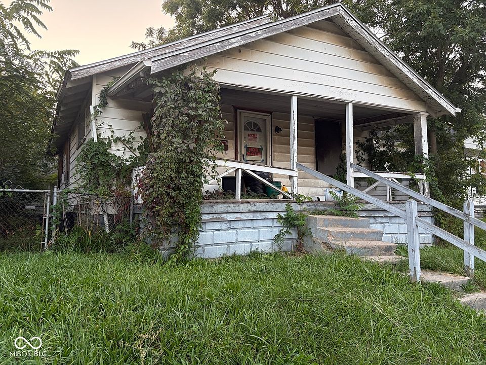 2nd image of 2025 Morton St