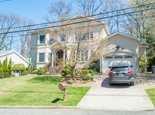 21 Beebe St, Staten Island, NY 10301
