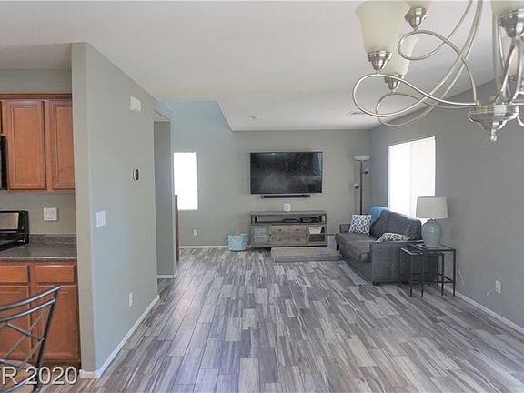 5th image of 3764 Autumn King Ave