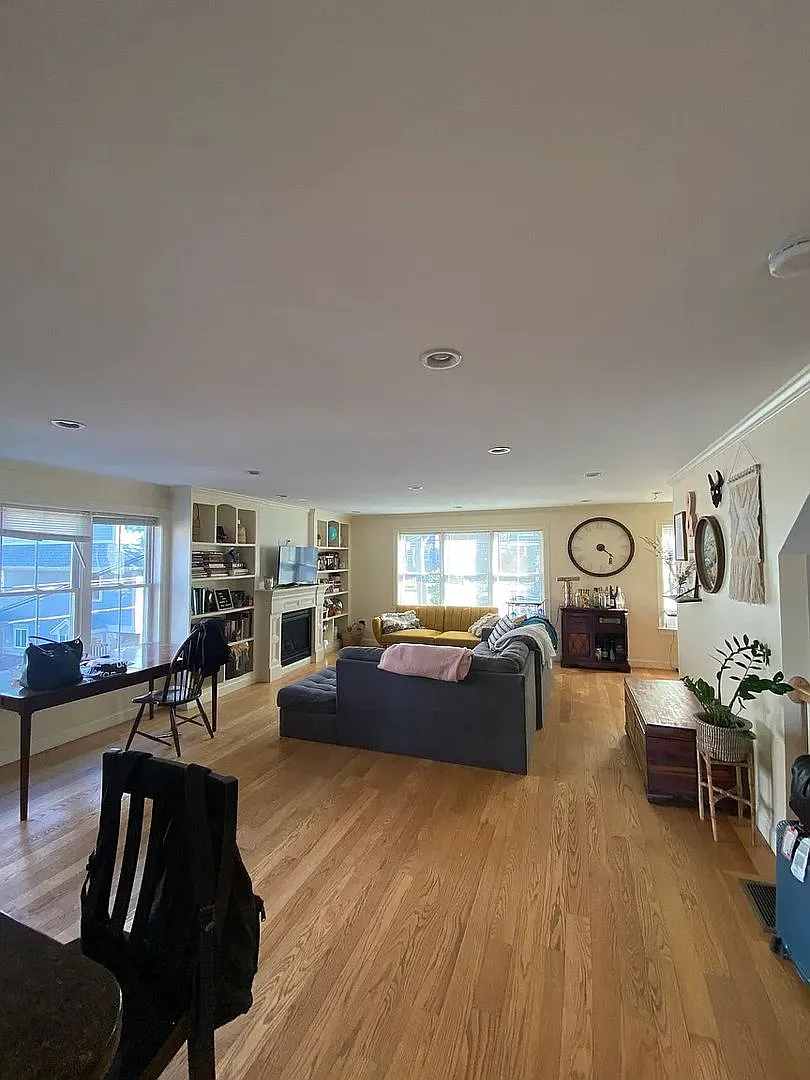 No Brokers Fee, No Security Deposit, In-Unit Washer and Dryer, Central Heat/AC, One Parking is In... — Photo 4