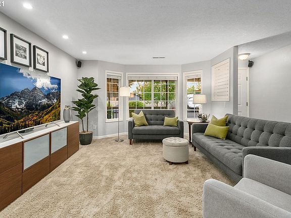 2nd image of 1176 SE 70th Ave
