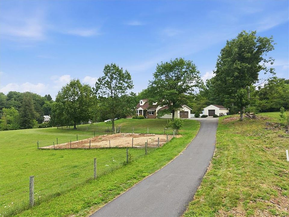 お客♡ 7722 Sechler Rd, New Tripoli, PA 18066 | Zillow