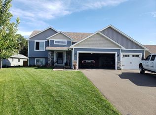 809 Marion St, Isanti, MN 55040