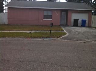 904 Old Field Dr, Brandon, FL 33511