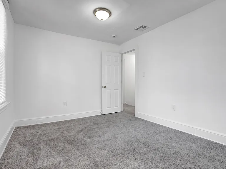 38 Brenwal Ave — Photo 10