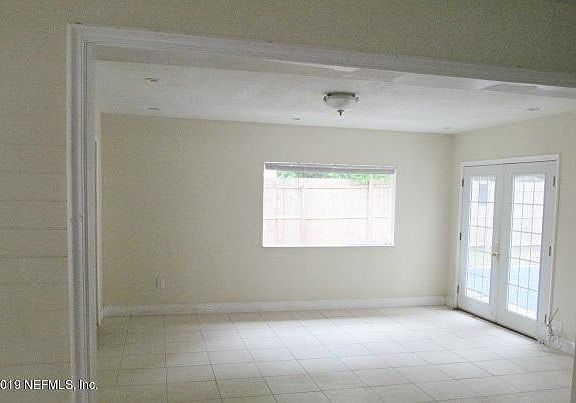 4th image of 2126 Monteau Dr