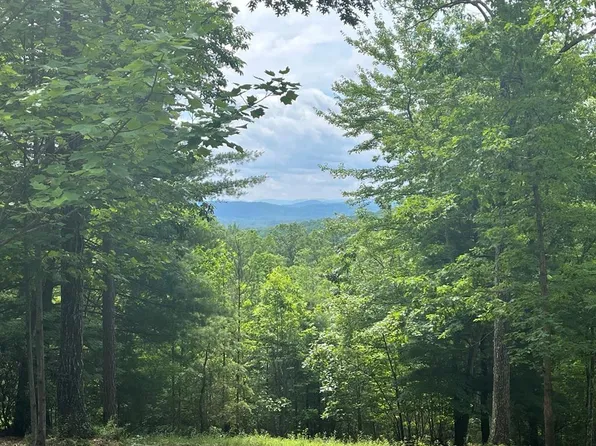 49 Burger Rd, Murphy, NC 28906