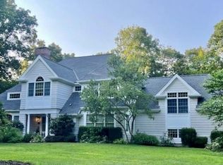 42 Brundige Dr, Goldens Bridge, NY 10526