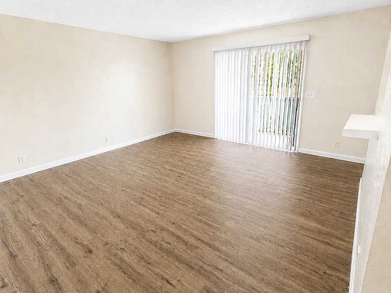 4581 Macher Way #B — Photo 5