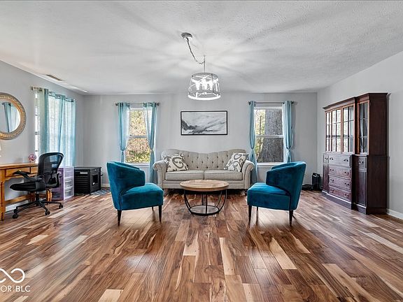 3rd image of 6652 Greenspire Pl