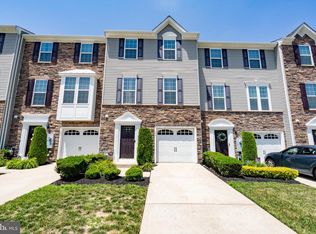 159 Village Green Ln, Sicklerville, NJ 08081