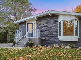 418 Norrie Cres, Burlington, ON L7L 3S5