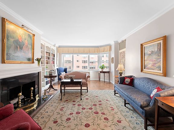3rd image of 20 Sutton Pl S APT 15C