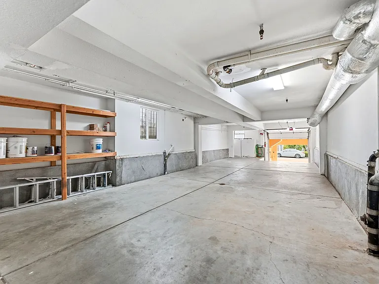 2854 Sacramento St — Photo 43