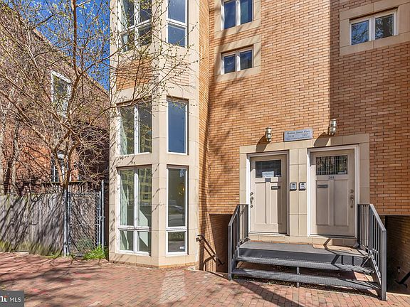 2nd image of 1639 Marion St NW APT 100