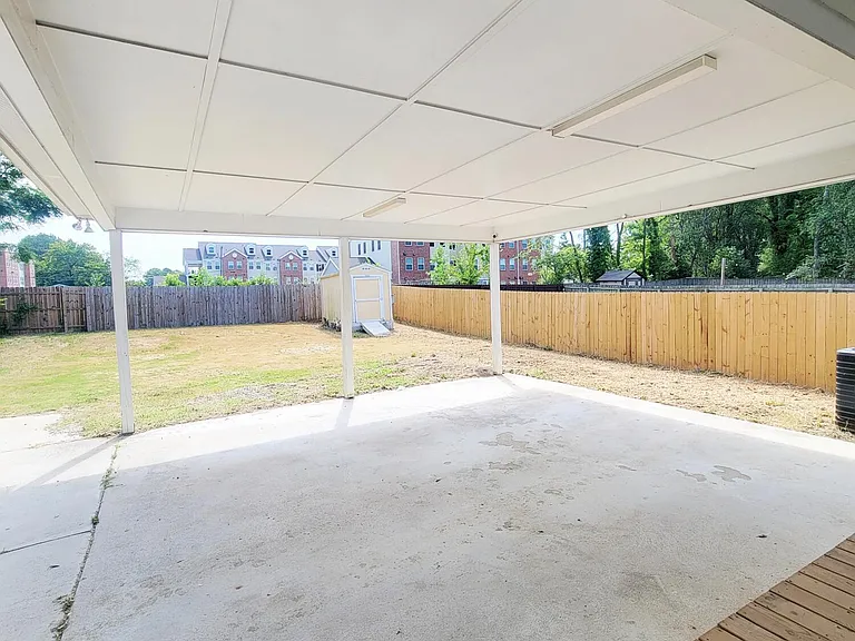 1433 Garner Rd — Photo 46