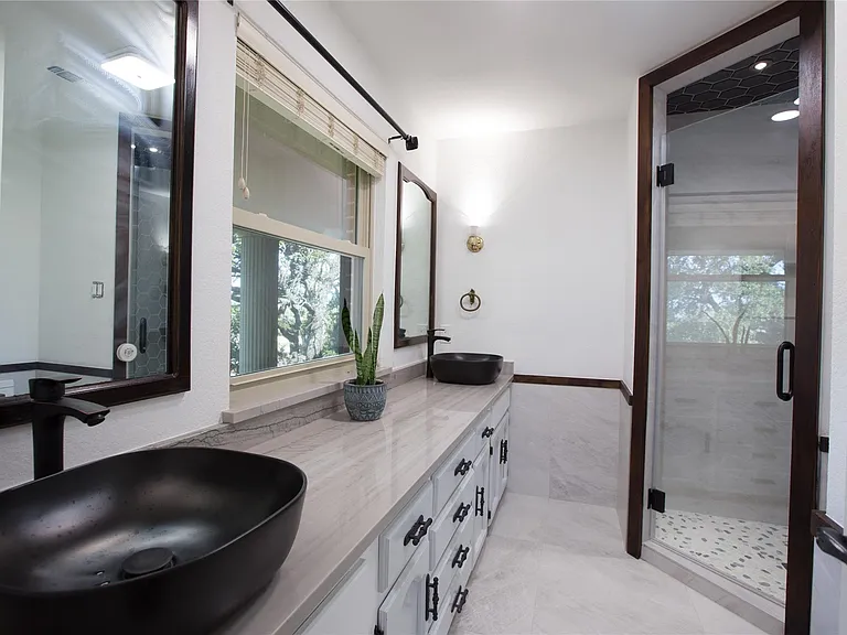 3517 Gattis School Rd — Photo 13