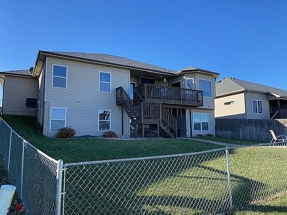 5th image of 1940 NW 44th St