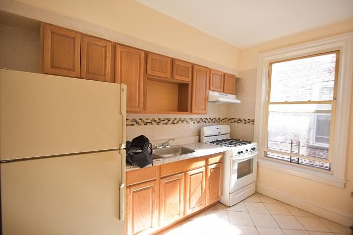 1st image of 209 Avenue M