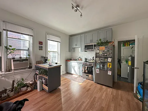 712 S 4th St #3 Photo 1