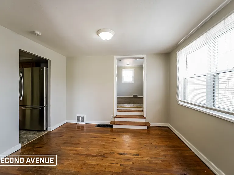 43 Glenview Ave — Photo 7
