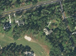 4 Country Club Dr, Hampstead, NC 28443