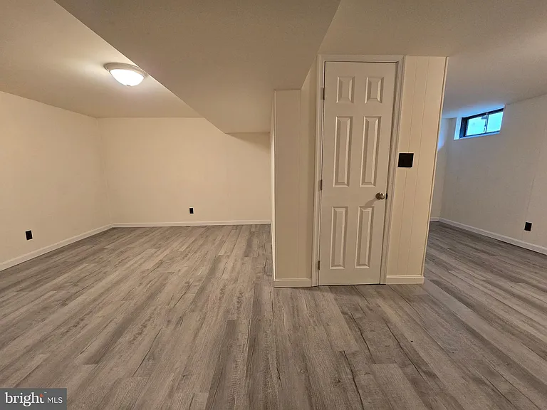 11 Glenwood Dr — Photo 34