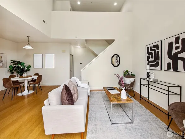 19102 20th Drive SE #B202, Bothell, WA 98012