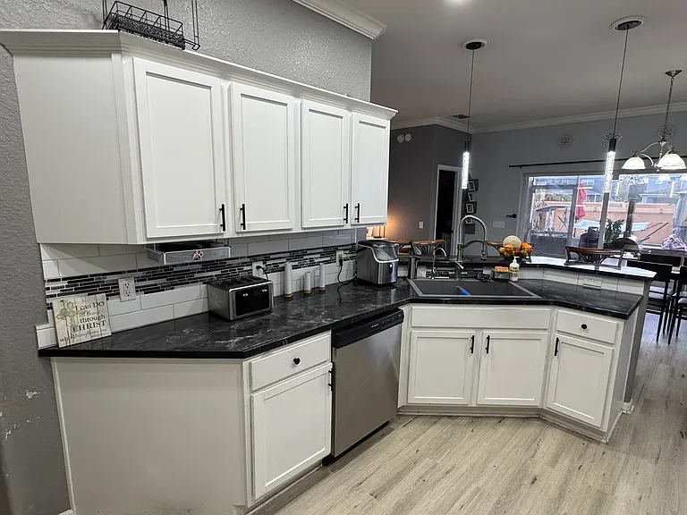 10885 Standing Stone Dr — Photo 7