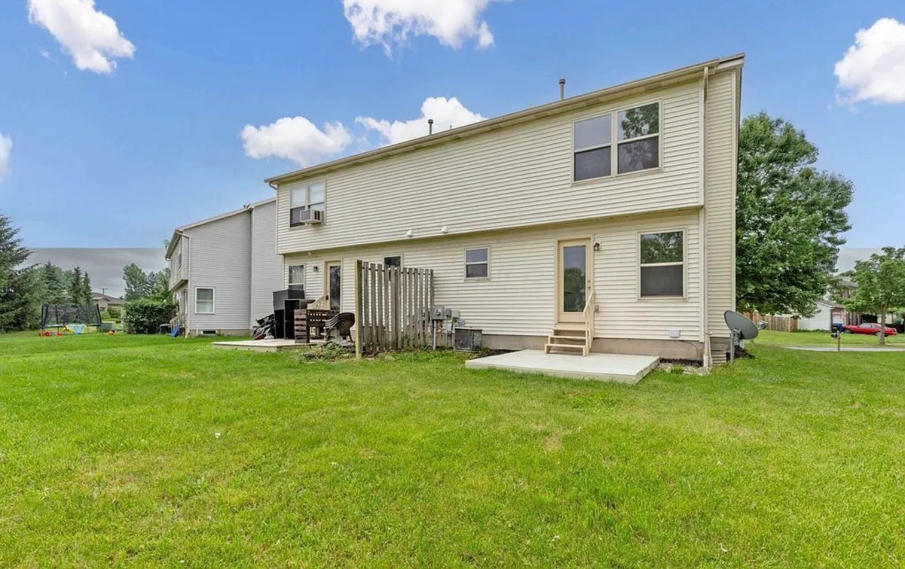 3 bed, 1.5 bath, 1500 sqft, $2,500 — Photo 3
